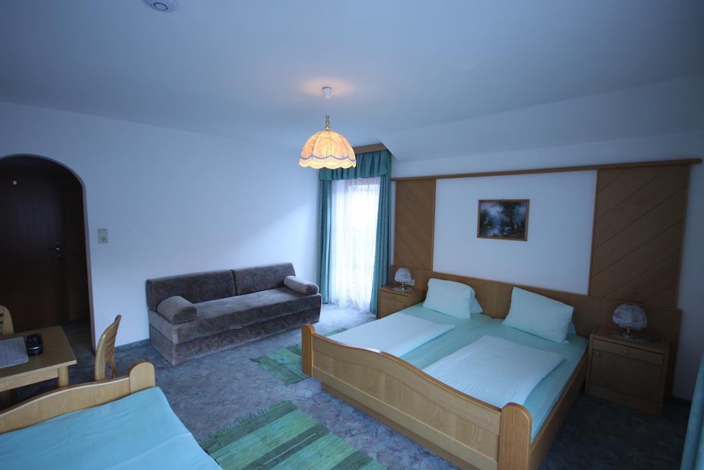 Pension Maier Flattach Chambre photo